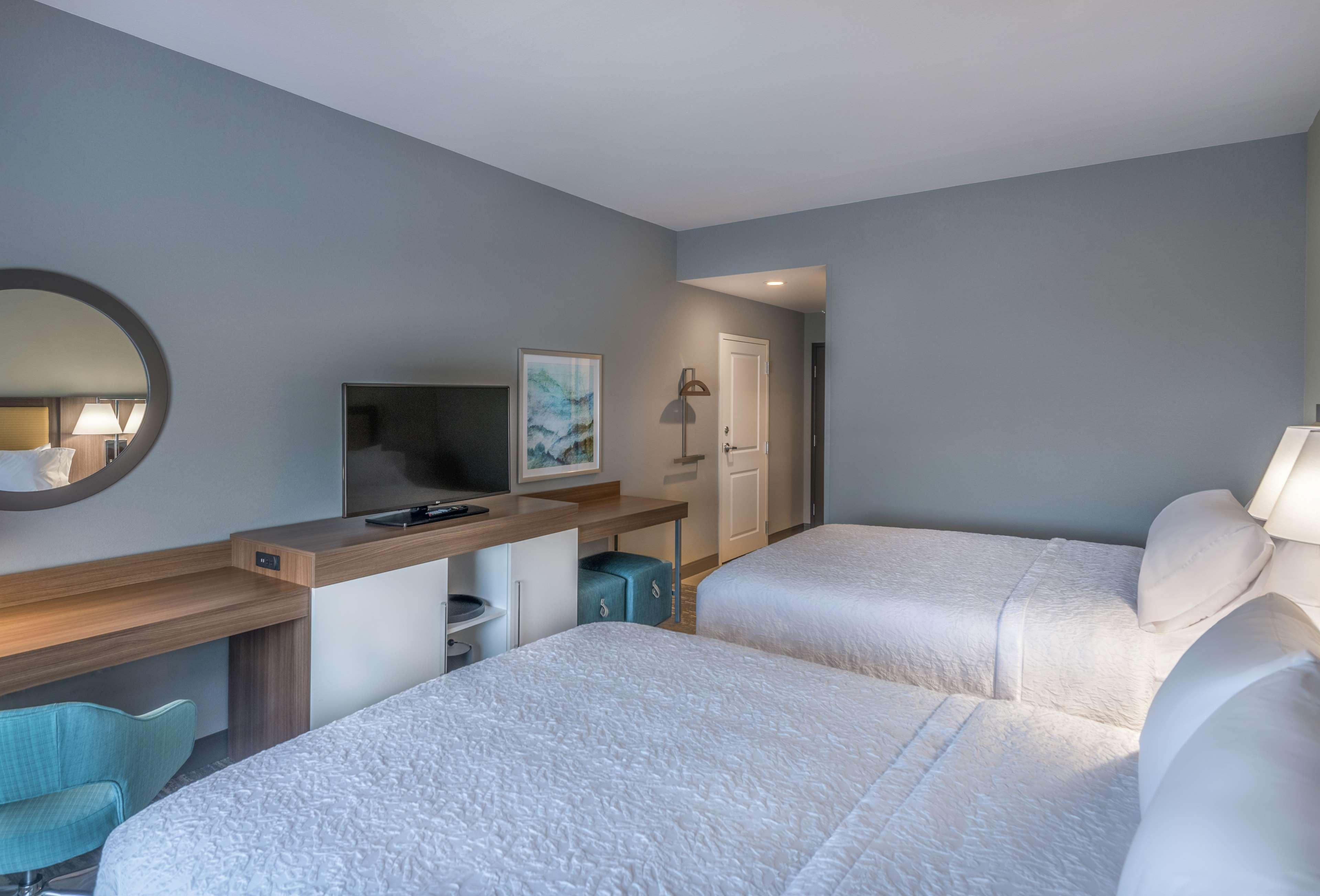 Hampton Inn & Suites Tallahassee Capitol-University Екстериор снимка