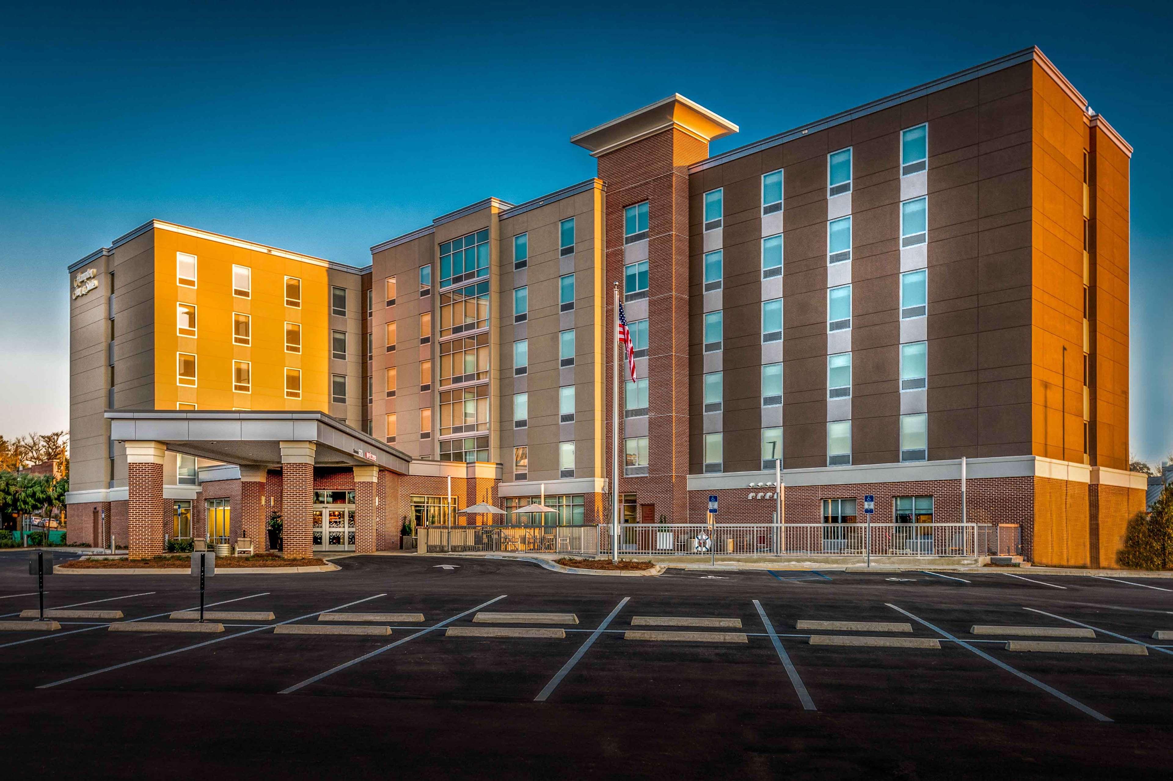 Hampton Inn & Suites Tallahassee Capitol-University Екстериор снимка
