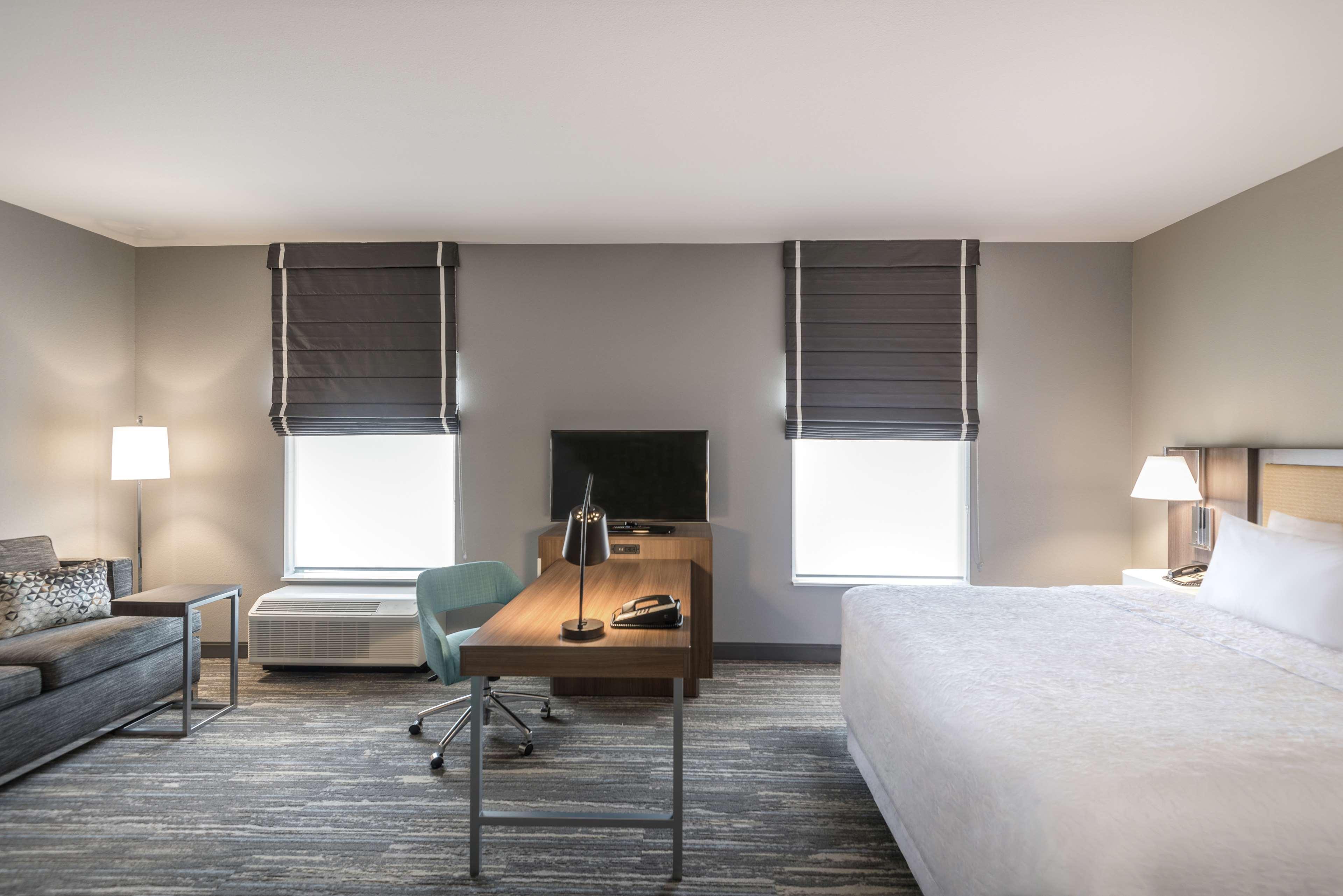 Hampton Inn & Suites Tallahassee Capitol-University Екстериор снимка