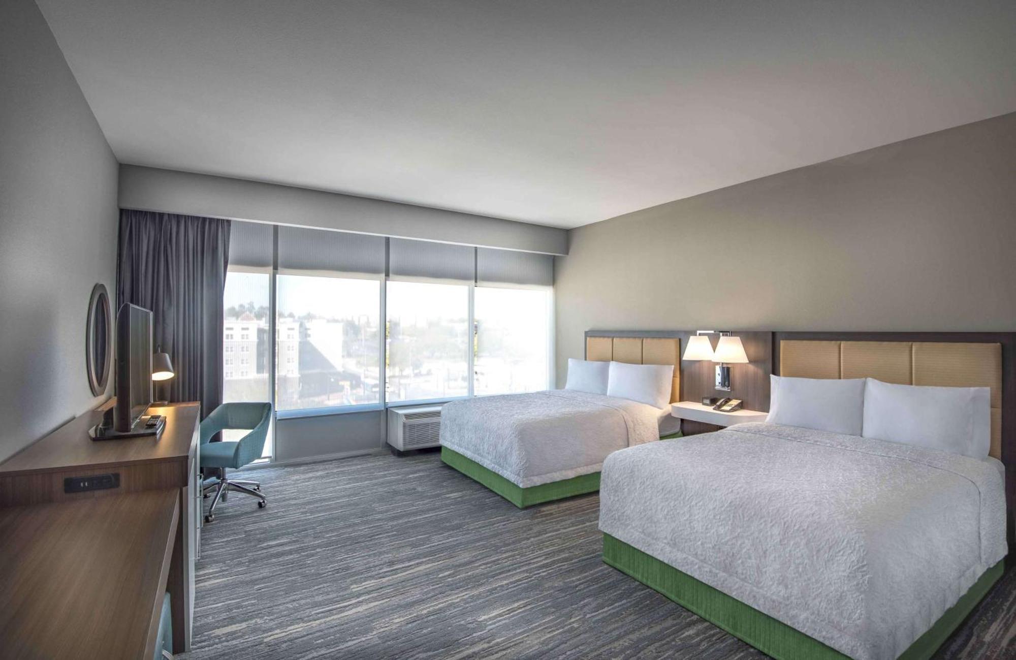 Hampton Inn & Suites Tallahassee Capitol-University Екстериор снимка