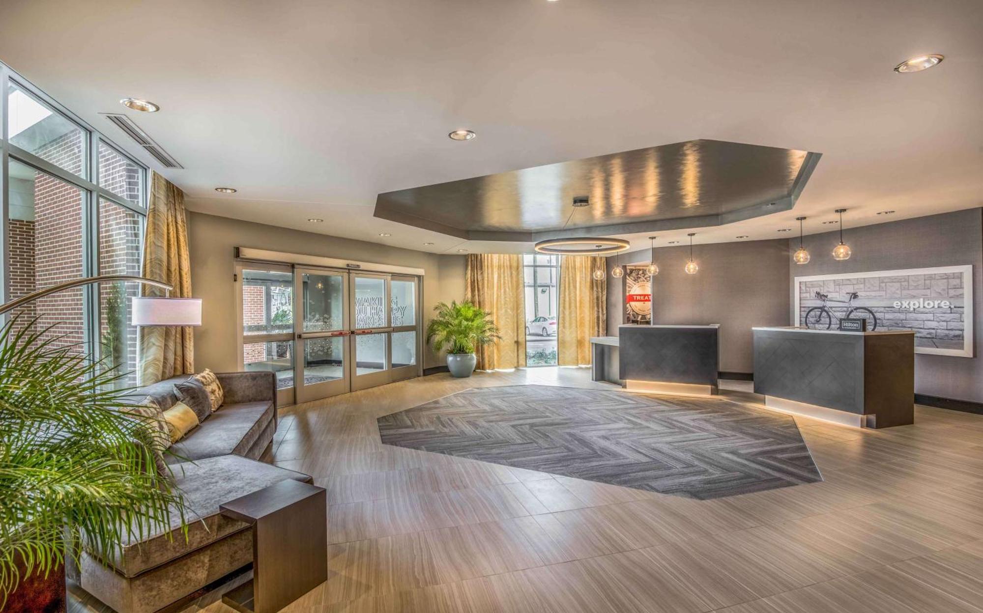 Hampton Inn & Suites Tallahassee Capitol-University Екстериор снимка