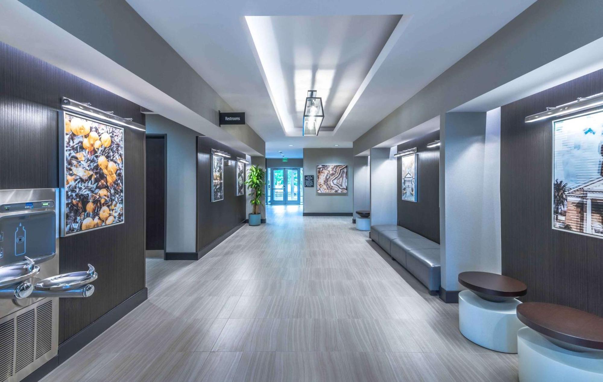 Hampton Inn & Suites Tallahassee Capitol-University Екстериор снимка